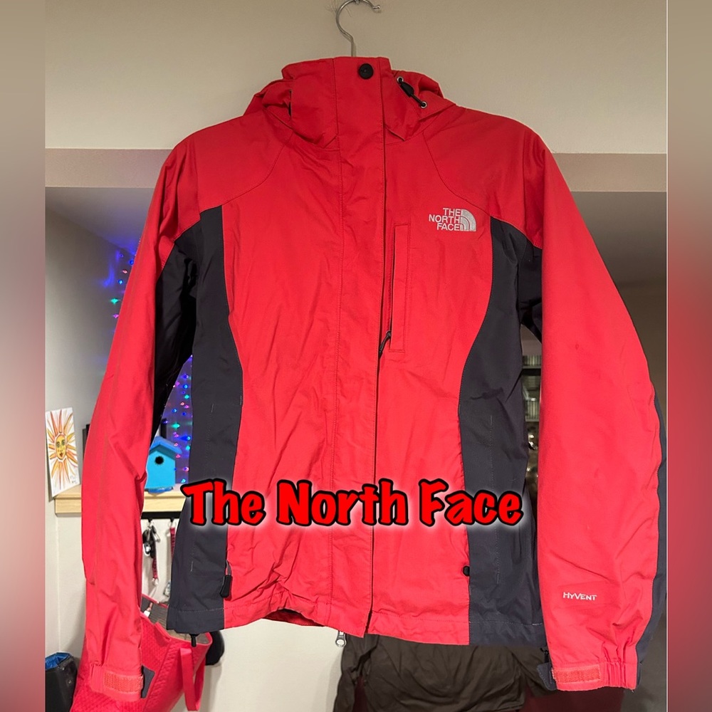 The North Face Red/Pink Heavyweight Woman’s Small Jacket